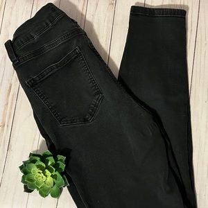 eunina Bella Super High Rise Skinny Ankle size 9